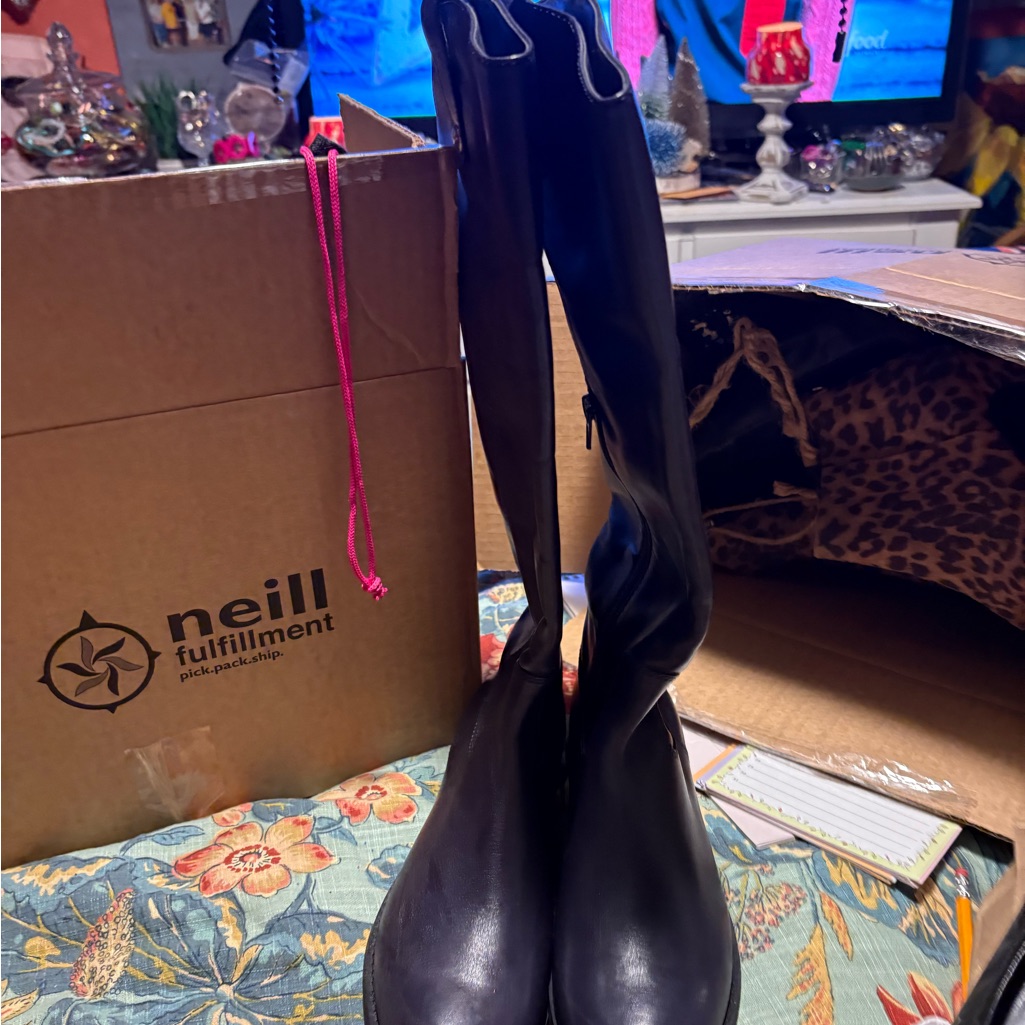 Brand New Never Been Worn Inc Brand